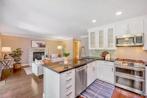 399 Wilson Ln, Windsor, CA 95492 photo 9