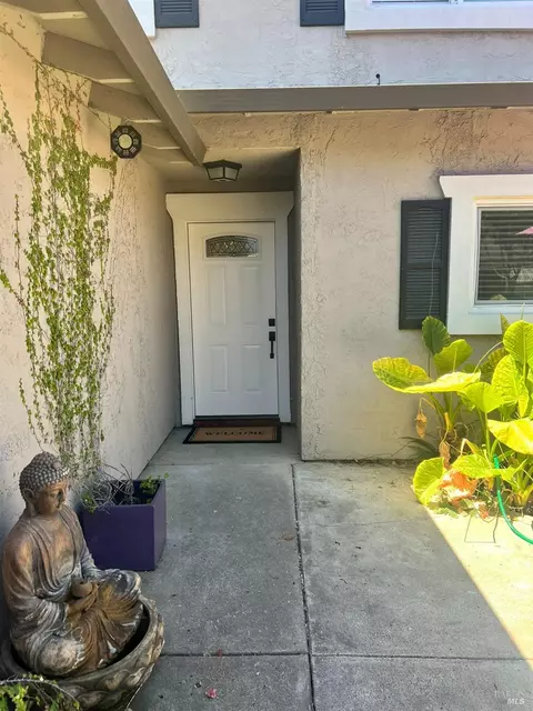 157 Peach St, Vallejo, CA 94589 photo 4
