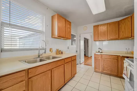 Kitchen - 214 12th St, Vallejo, CA 94590 photo 2 of 2