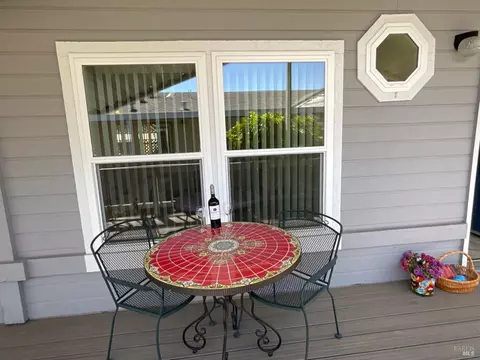 191 Daisy Dr, Napa, CA 94558 photo 4