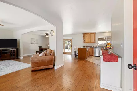 742 Corte Crestview, Vacaville, CA 95688 photo 4