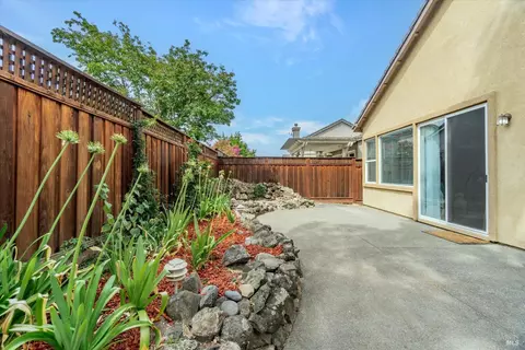 1320 Eagle Dr, Windsor, CA 95492 photo 39