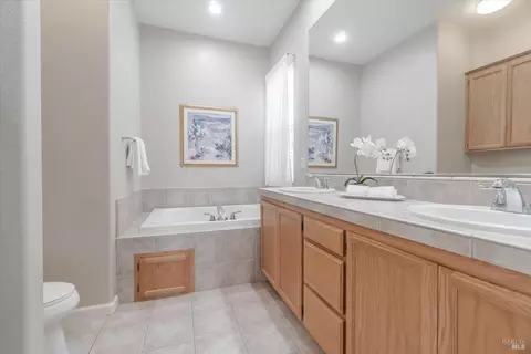 1320 Eagle Dr, Windsor, CA 95492 photo 26