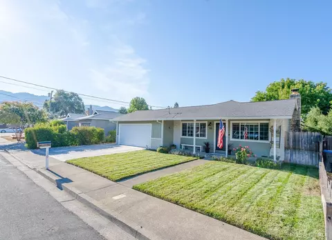 130 Marlene St, Ukiah, CA 95482 photo 3