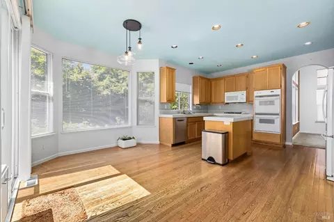 357 Breeden St, Santa Rosa, CA 95409 photo 11