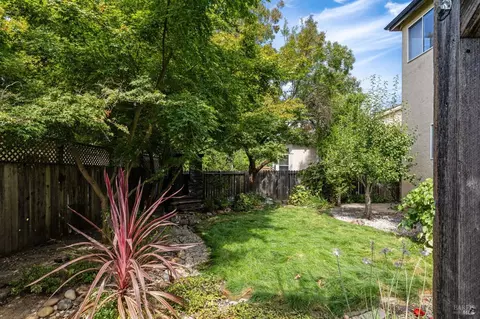 357 Breeden St, Santa Rosa, CA 95409 photo 28