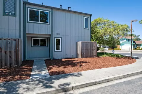 377 Occidental Cir, Santa Rosa, CA 95401
