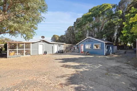 1199 Cuttings Wharf Rd, Napa, CA 94559