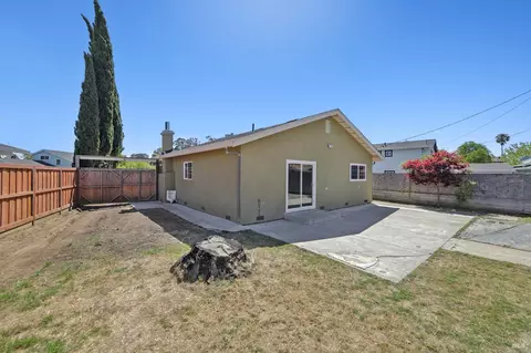 261 Cortland Cir, Vallejo, CA 94589 photo 35