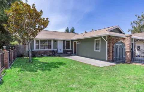 8553 Larch Ave, Cotati, CA 94931 photo 2