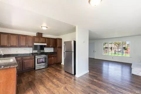 8553 Larch Ave, Cotati, CA 94931 photo 5