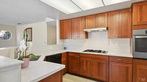 896 Britannia Dr, Vallejo, CA 94591 photo 10