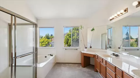 896 Britannia Dr, Vallejo, CA 94591 photo 24