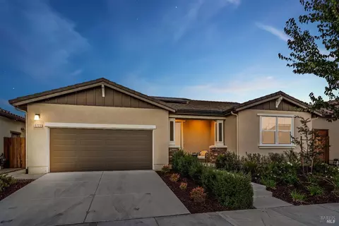 5722 Knight Rd, Rohnert Park, CA 94928