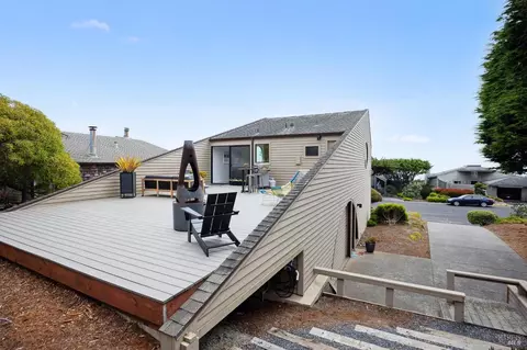Exterior - 20970 Heron Dr, Bodega Bay, CA 94923 photo 5 of 16