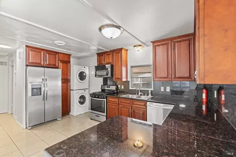 34 Catalpa St, Vallejo, CA 94589 photo 2