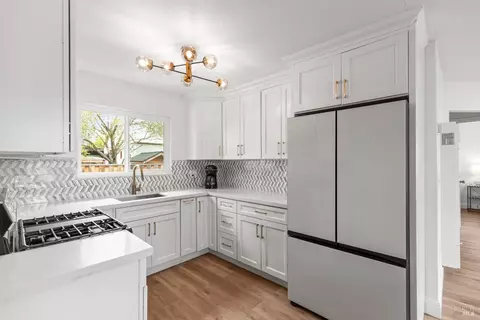 510 Monroe St, Napa, CA 94559