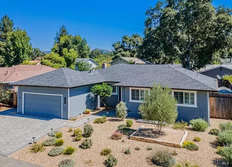 2503 Horseshoe Dr, Santa Rosa, CA 95405