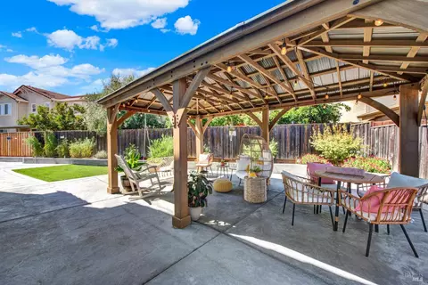 100 Carousel Way, Vacaville, CA 95688 photo 60