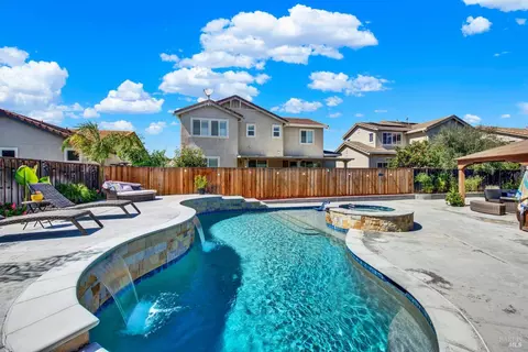 100 Carousel Way, Vacaville, CA 95688 photo 51