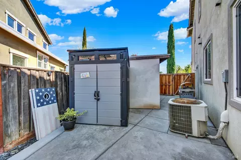 100 Carousel Way, Vacaville, CA 95688 photo 63