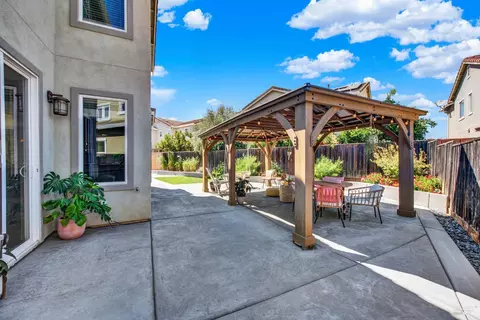 100 Carousel Way, Vacaville, CA 95688 photo 59