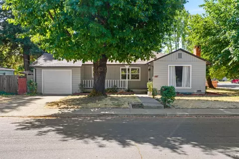497 Cypress Ave, Ukiah, CA 95482