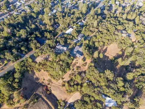 Undisclosed, Willits, CA 95490 photo 38