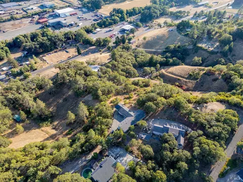 Undisclosed, Willits, CA 95490 photo 36