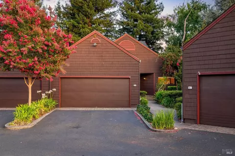 1320 North St #6, Santa Rosa, CA 95404
