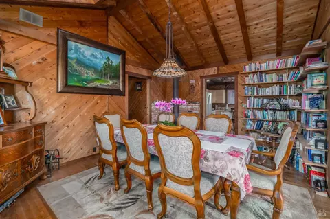 Dining - 4540 Moose Rd, Ukiah, CA 95482 photo 1 of 3