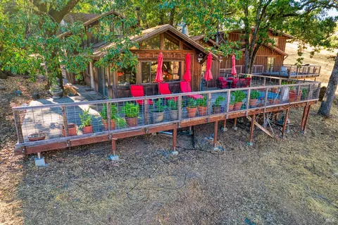 4540 Moose Rd, Ukiah, CA 95482