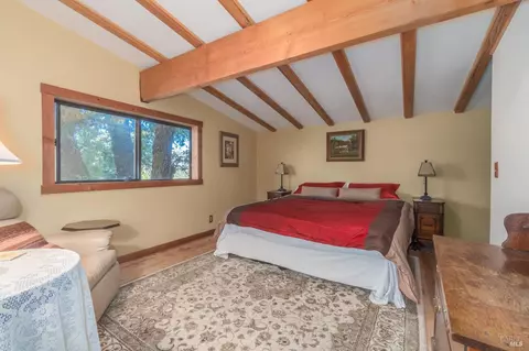 Bedroom - 4540 Moose Rd, Ukiah, CA 95482 photo 7 of 15