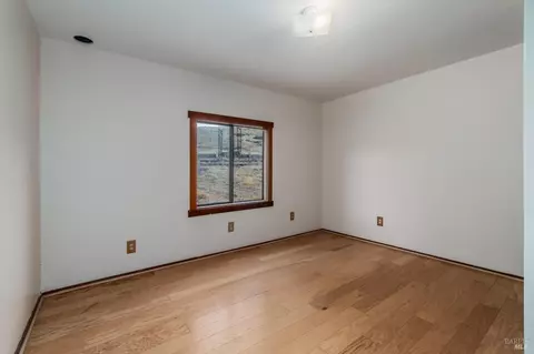 Bedroom - 4540 Moose Rd, Ukiah, CA 95482 photo 11 of 15