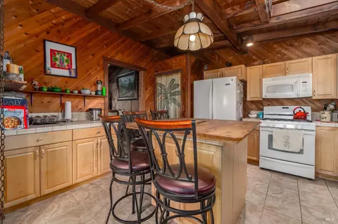 Kitchen - 4540 Moose Rd, Ukiah, CA 95482 photo 4 of 9