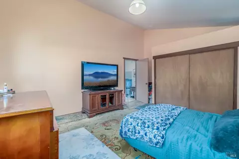Bedroom - 4540 Moose Rd, Ukiah, CA 95482 photo 9 of 15