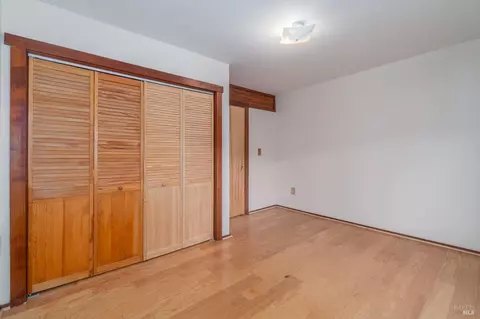 Bedroom - 4540 Moose Rd, Ukiah, CA 95482 photo 12 of 15