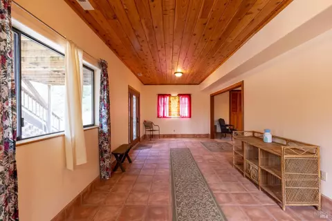 4242 Canyon Rd, Willits, CA 95490 photo 11