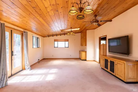 4242 Canyon Rd, Willits, CA 95490 photo 25