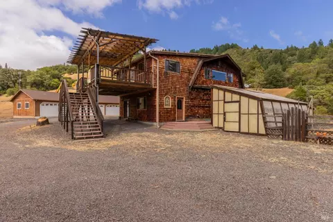 4242 Canyon Rd, Willits, CA 95490 photo 4