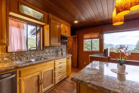 4242 Canyon Rd, Willits, CA 95490 photo 32