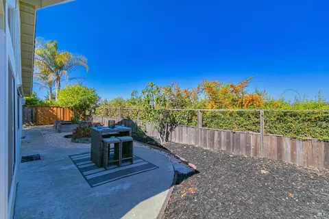 1045 Sandhurst Dr, Vallejo, CA 94591 photo 30