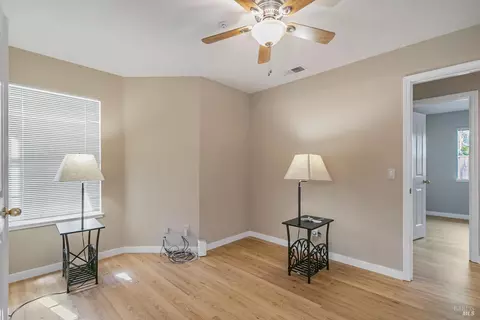 1045 Sandhurst Dr, Vallejo, CA 94591 photo 24
