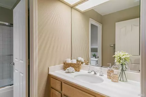 1045 Sandhurst Dr, Vallejo, CA 94591 photo 25