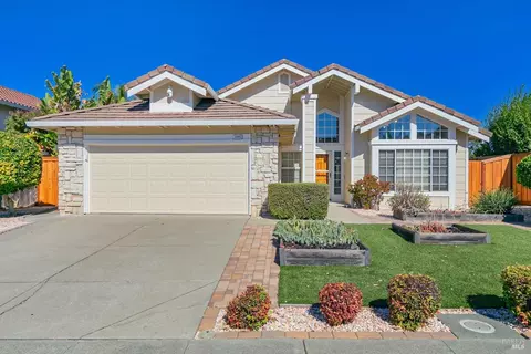 1045 Sandhurst Dr, Vallejo, CA 94591 photo 2