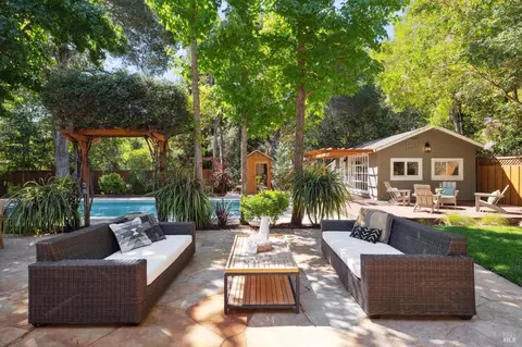 155 Van Winkle Dr, San Anselmo, CA 94960