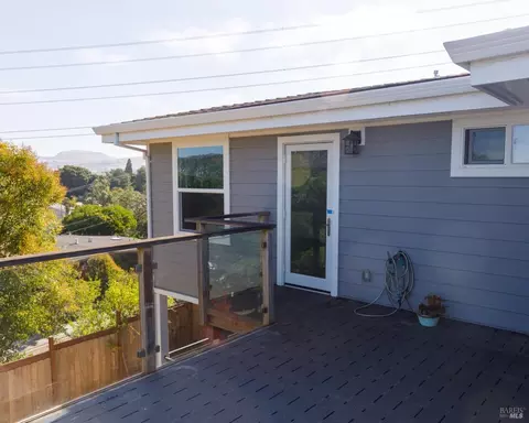 260 Scenic Dr, Vallejo, CA 94591 photo 19