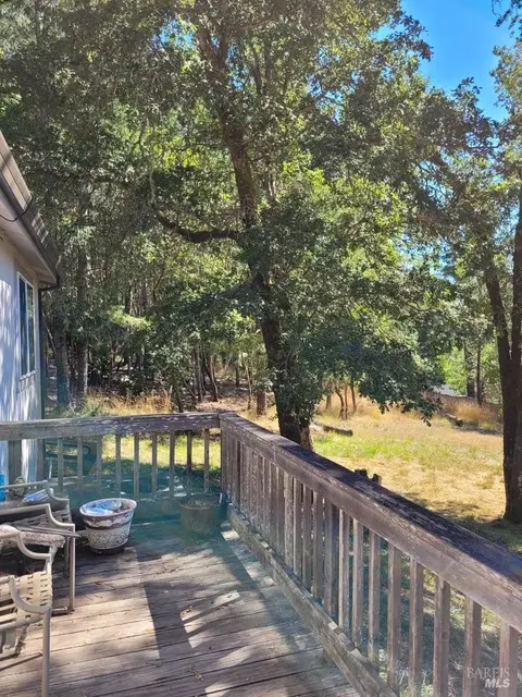 1607 Primrose Dr, Willits, CA 95490 photo 4