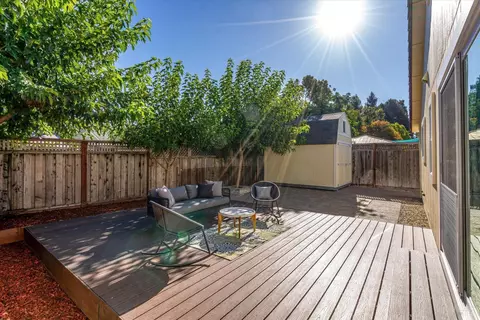 583 Shagbark St, Windsor, CA 95492 photo 5
