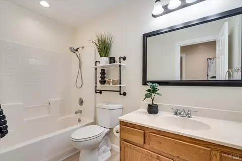 583 Shagbark St, Windsor, CA 95492 photo 25